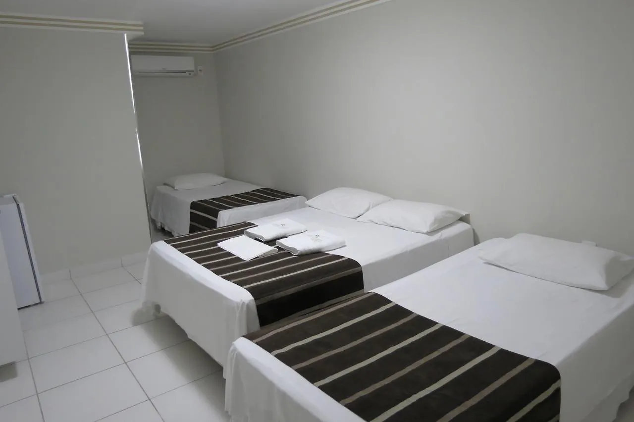 Las Brisas Beach Hotel بونتا نيغرا